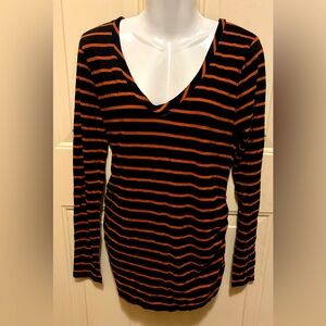 NWT Isabel Maternity Women’s Top (Medium)